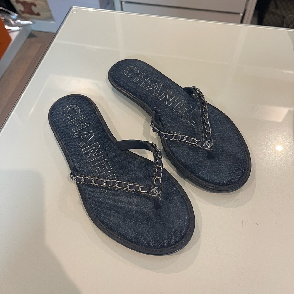 CHANEL Chain Flip Flops Denim